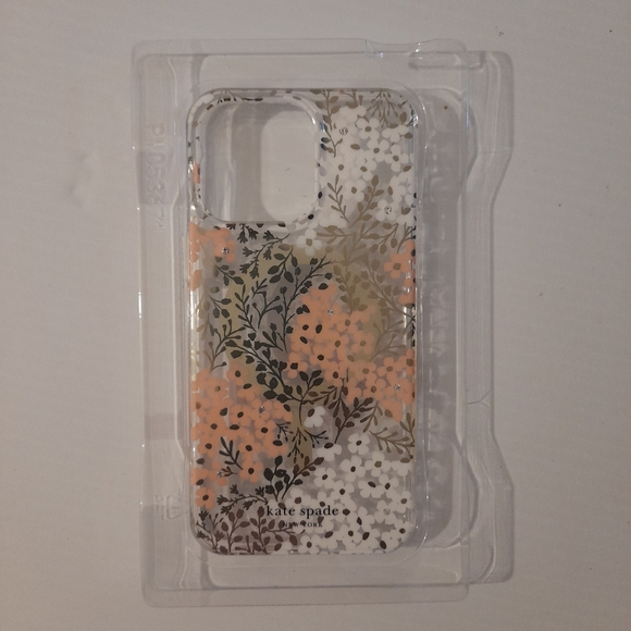 ● NIB Kate Spade | iPhone 15 promax Case with Magsafe 10 ft drop tested - Picture 8 of 16